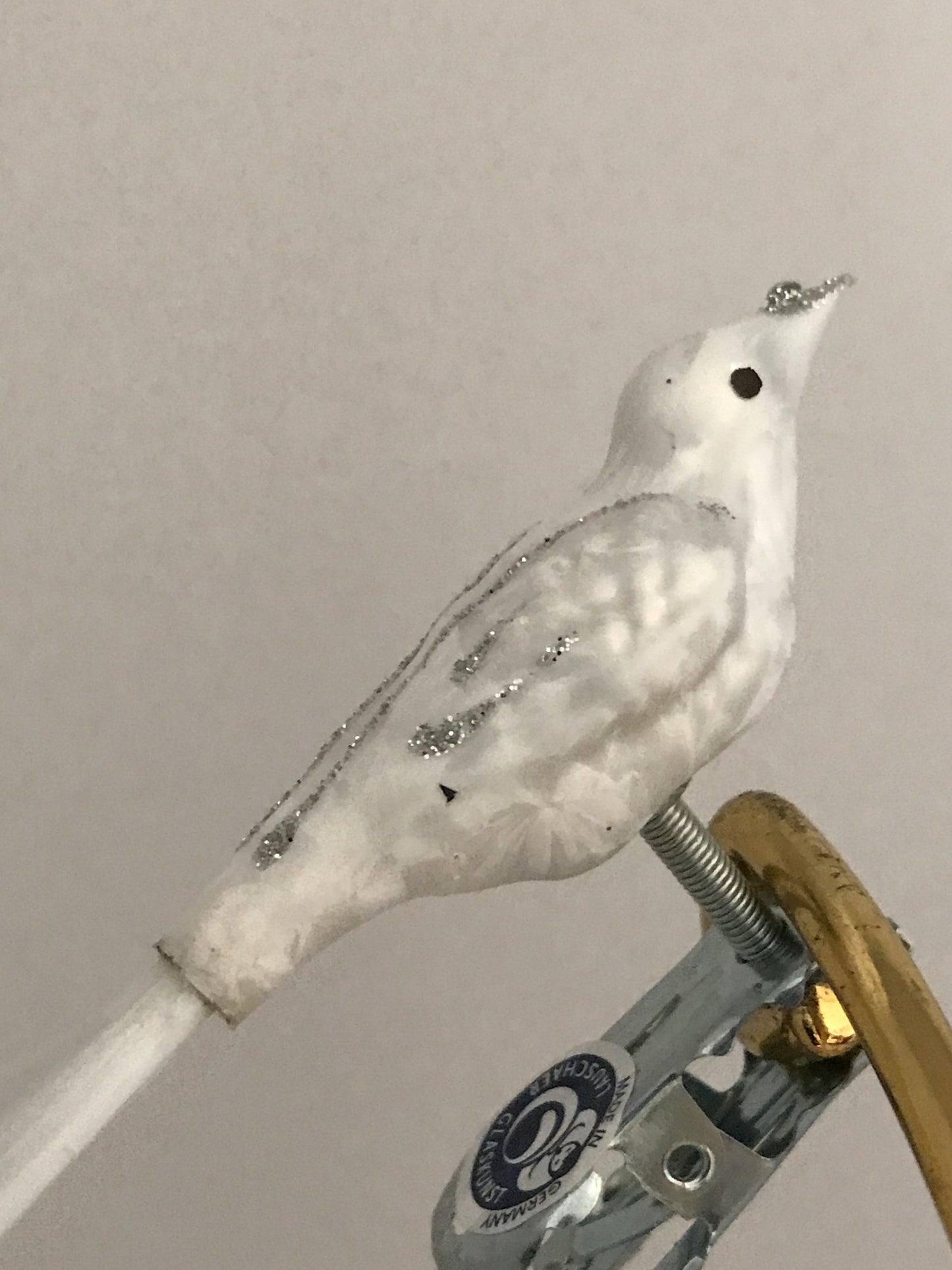 15590