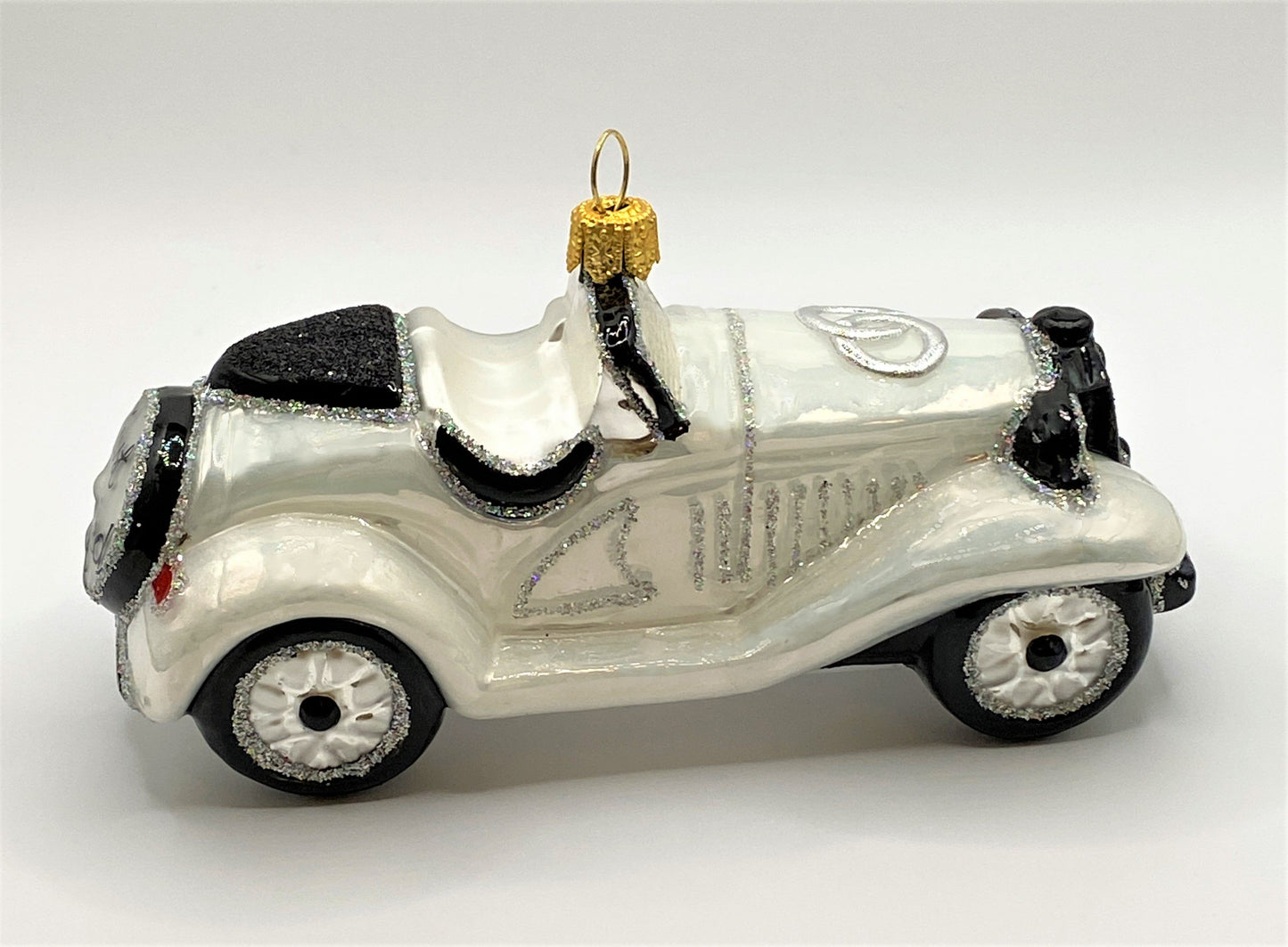 Baumschmuck-Christbaumschmuck-Hochzeitsauto-Just-Married-Vintage-Auto-weihnachts-deko-ch-Galerie-Luechinger-4