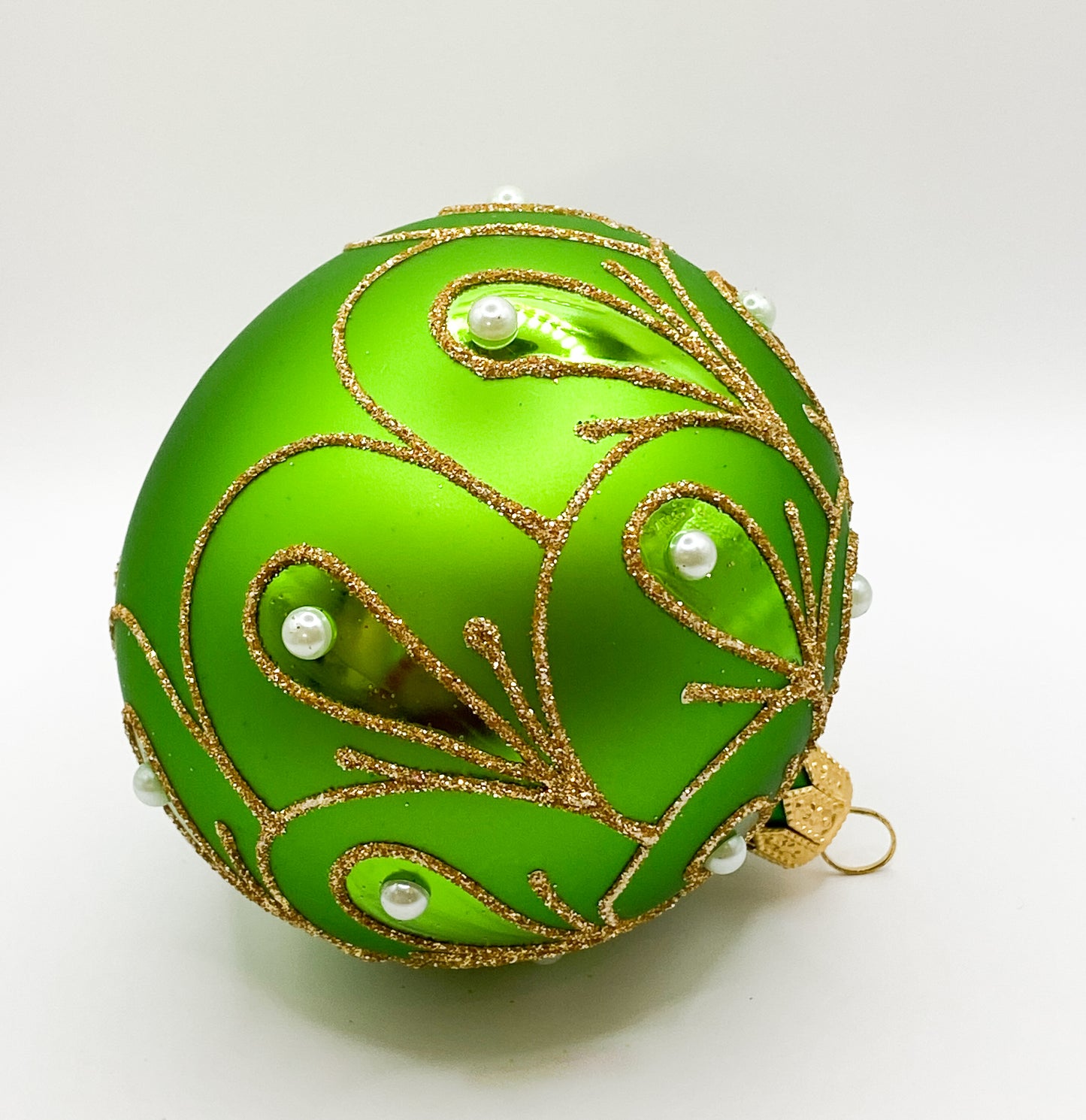 Baumschmuck-Christbaumschmuck-Kugel-gruen-gold-weihnachts-deko-ch-Galerie-Luechinger1