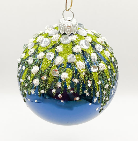 Baumschmuck-Christbaumschmuck-Kugel-gruen-petrol-blau-weiss-weihnachts-deko-ch-Galerie-Luechinger