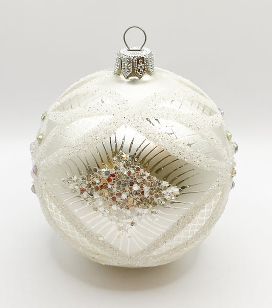Baumschmuck-Christbaumschmuck-Kugel-weiss-silber-weihnachts-deko-ch-Galerie-Luechinger11