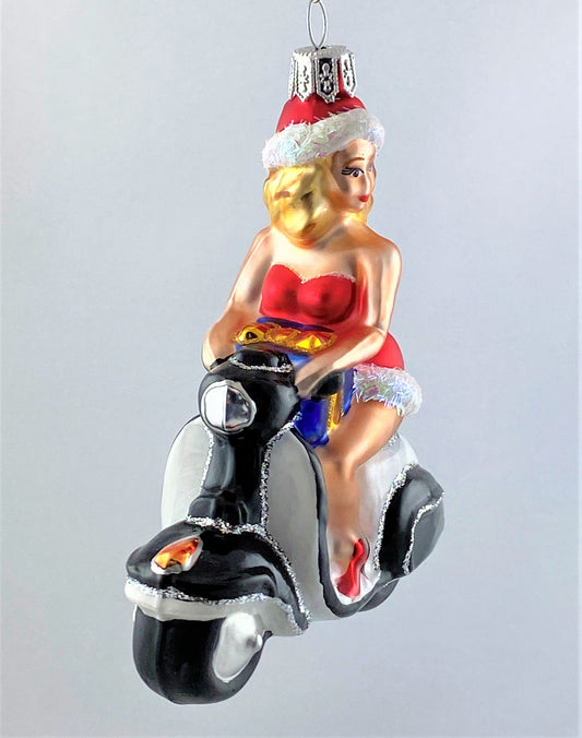 Baumschmuck-Christbaumschmuck-Santa-Girl-Motorroller-Vespa-weihnachts-deko-ch-Galerie-Luechinger-7