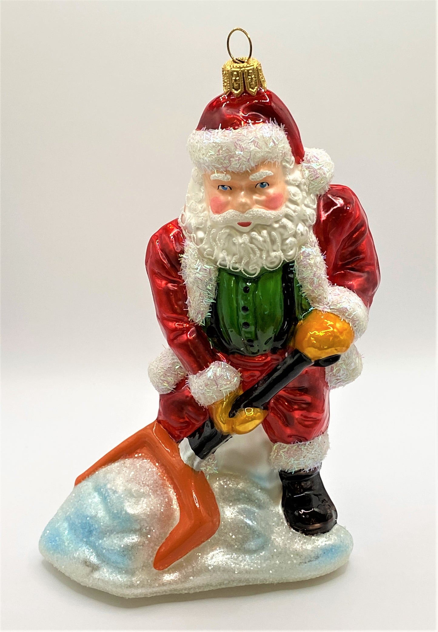 Baumschmuck-Christbaumschmuck-Santa-Schnee-schaufeln-weihnachts-deko-ch-Galerie-Luechinger-1