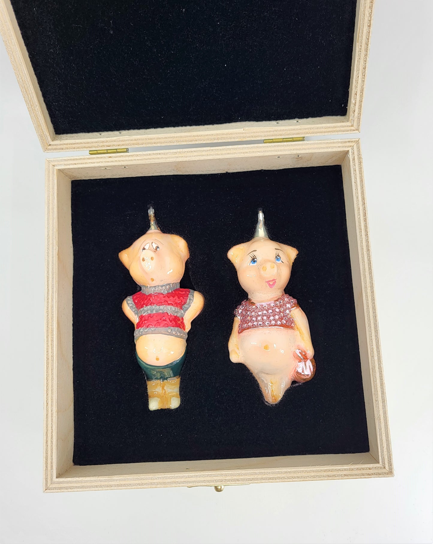 Baumschmuck-Christbaumschmuck-Schweinchen-Mostowski-Komozja-Entschuldigung-weihnachts-deko-ch-Galerie-Luechinger-6
