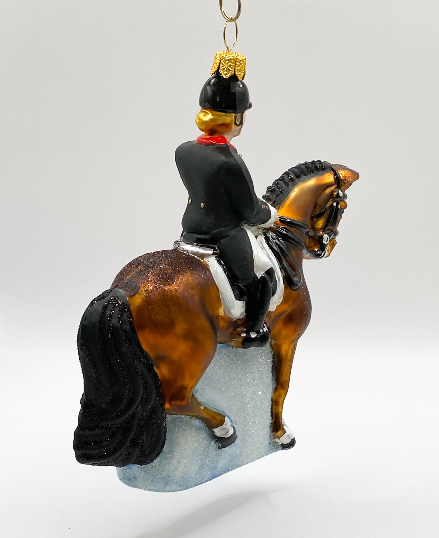 Baumschmuck-Christbaumschmuck-Weihnachten-Reiterin-Dressur-Pferd-weihnachts-deko-ch-Galerie-Luechinger1