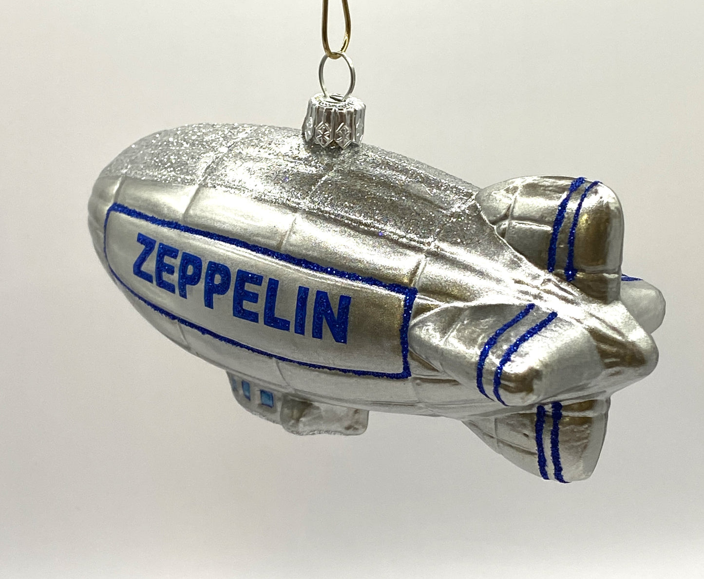 Baumschmuck-Christbaumschmuck-Zeppelin-weihnachts-deko-ch-Galerie-L-chinger-IMG_0003