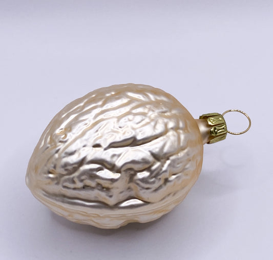 Baumschmuck-Christbaumschmuck-baumnuss-walnuss-weihnachts-deko-ch-Galerie-Luechinger1