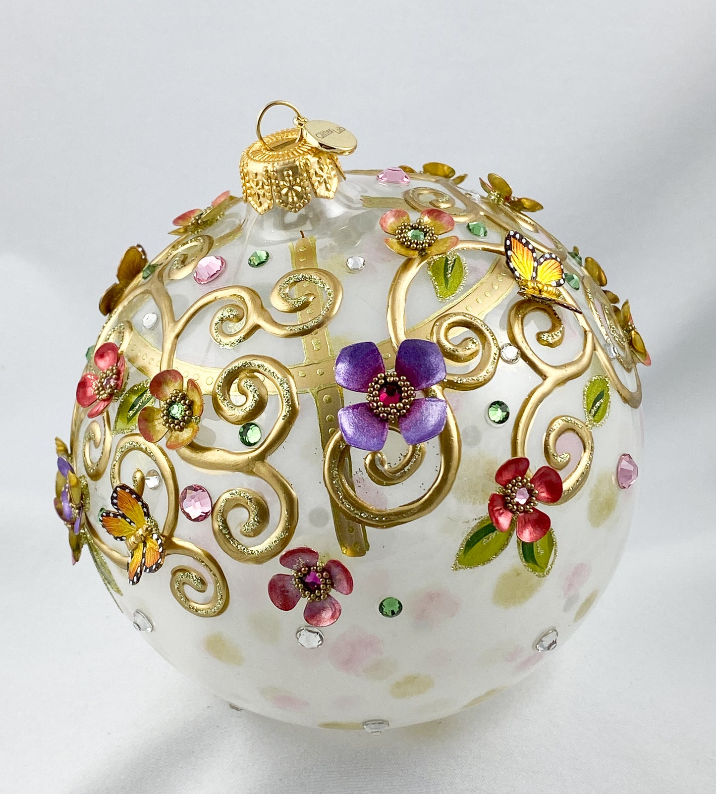 Baumschmuck-Christbaumschmuck-bluete-ranken-schmetterling-kugel-weihnachts-deko-ch-Galerie-Luechinger