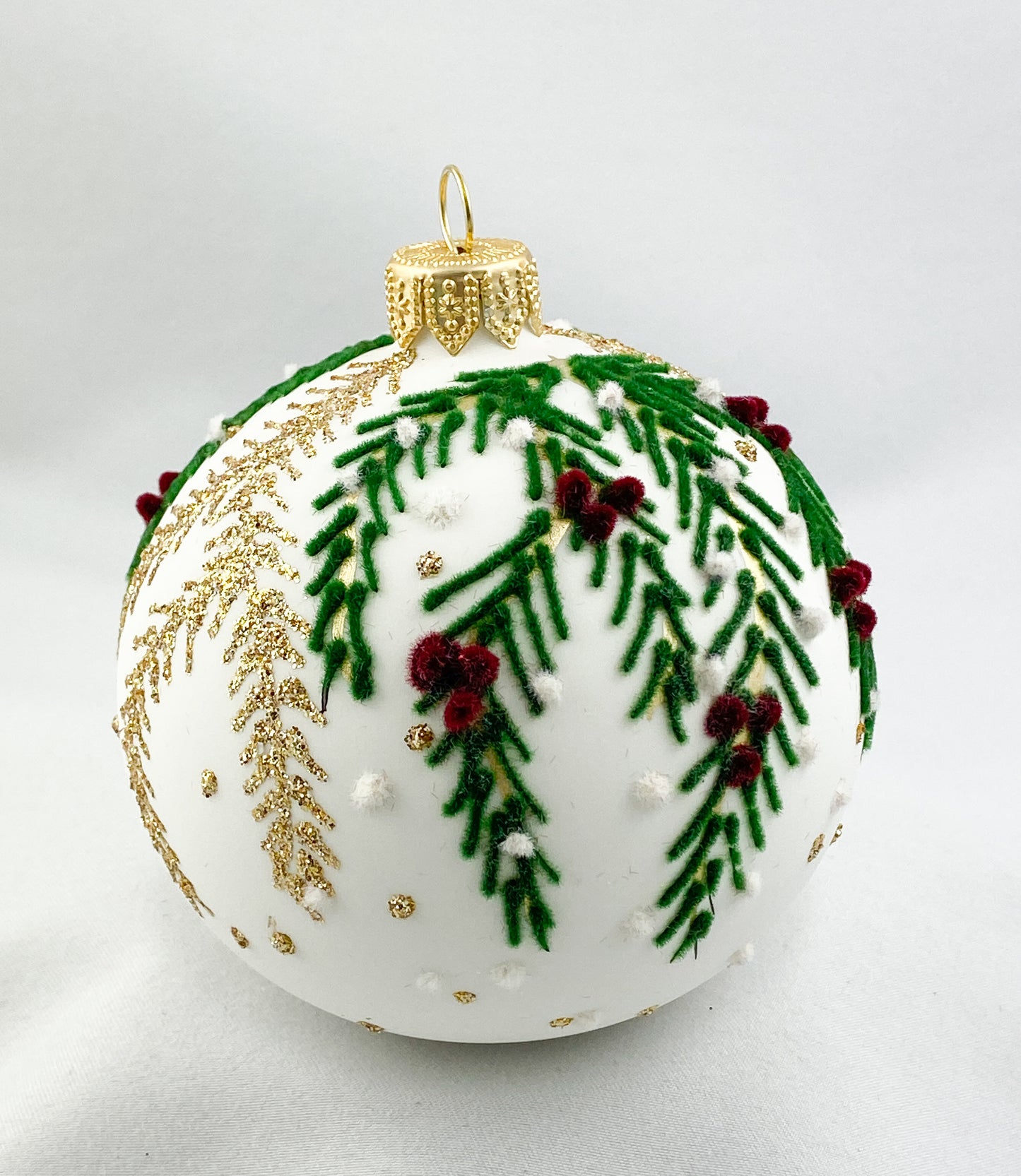 Baumschmuck-Christbaumschmuck-christbaumkugel-weiss-blaetter-ranken-natur-weihnachts-deko-ch-Galerie-Luechinger10