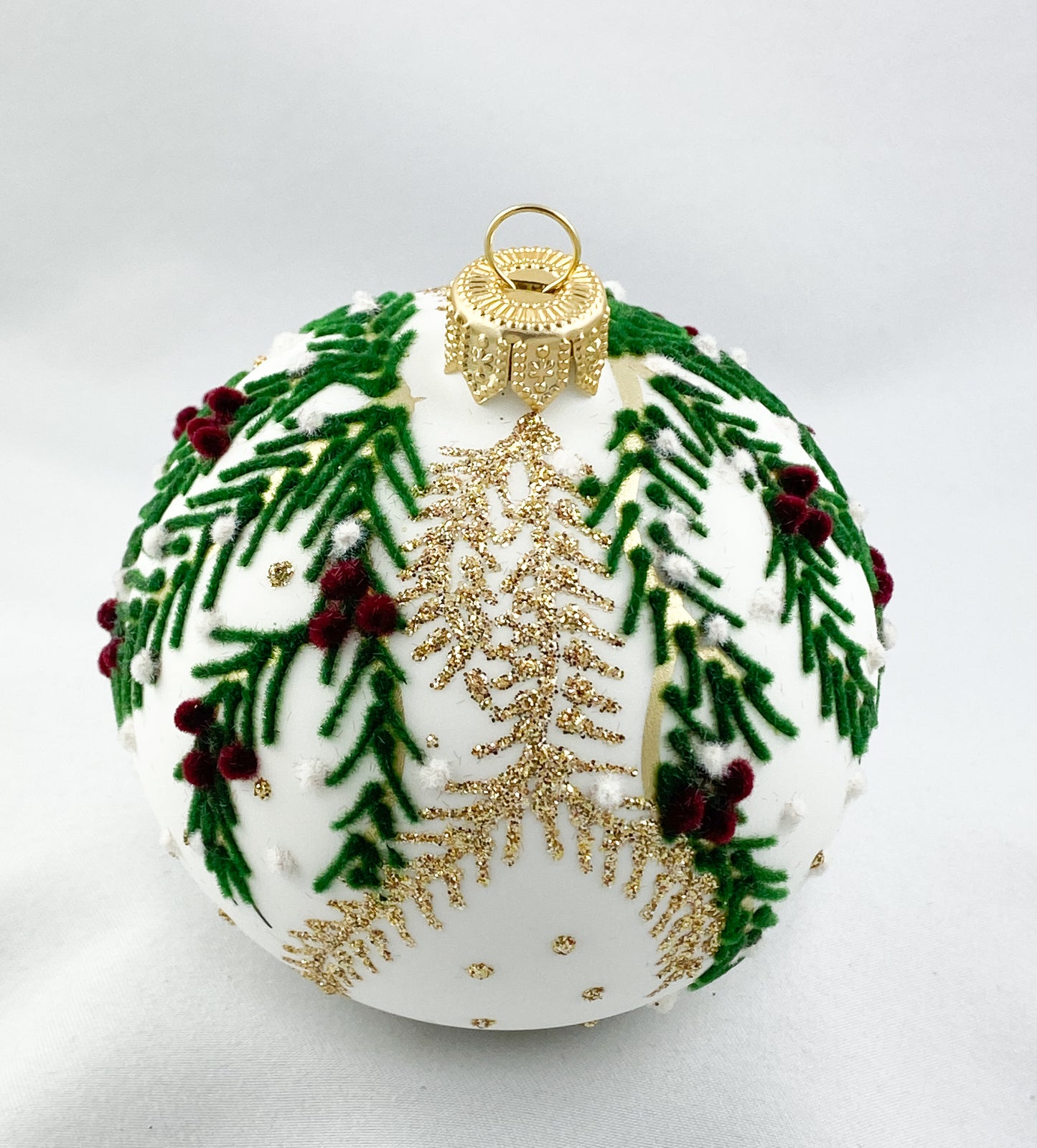 Baumschmuck-Christbaumschmuck-christbaumkugel-weiss-blaetter-ranken-natur-weihnachts-deko-ch-Galerie-Luechinger11