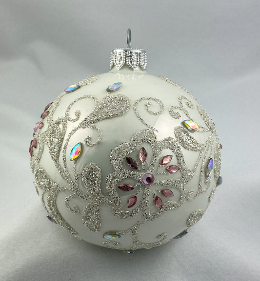 Baumschmuck-Christbaumschmuck-christbaumkugel-weiss-blueten-weihnachts-deko-ch-Galerie-Luechinger8