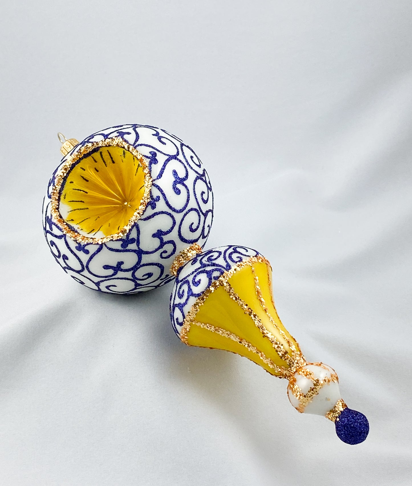 Baumschmuck-Christbaumschmuck-fantasie-reflex-weiss-gold-blau-weihnachts-deko-ch-Galerie-Luechinger3