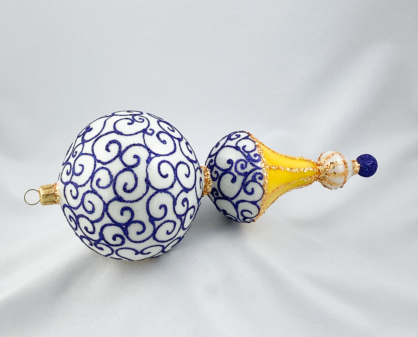 Baumschmuck-Christbaumschmuck-fantasie-reflex-weiss-gold-blau-weihnachts-deko-ch-Galerie-Luechinger5