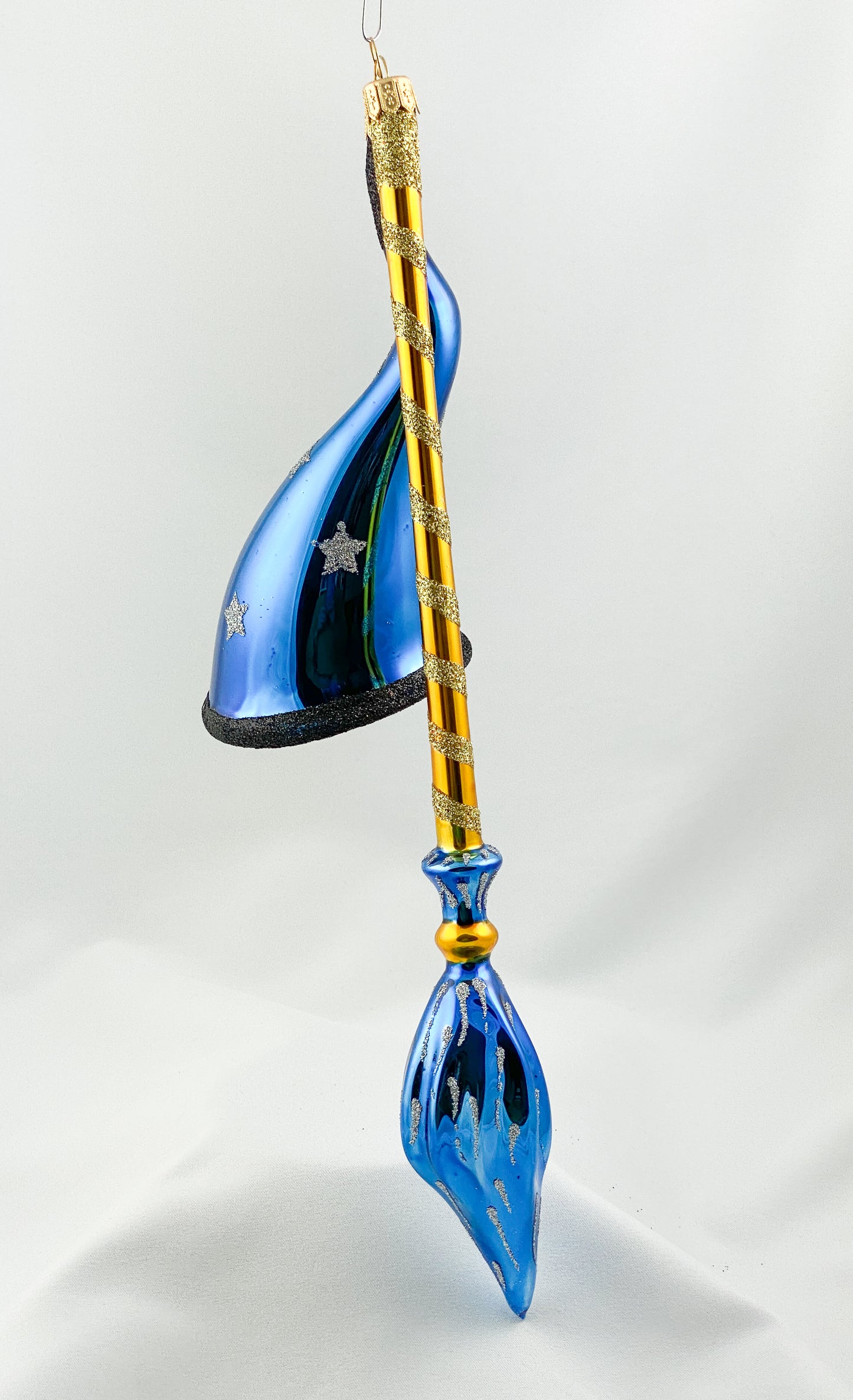 Baumschmuck-Christbaumschmuck-hexe-besen-fliegen-zaubern-maerchen-weihnachts-deko-ch-Galerie-Luechinger