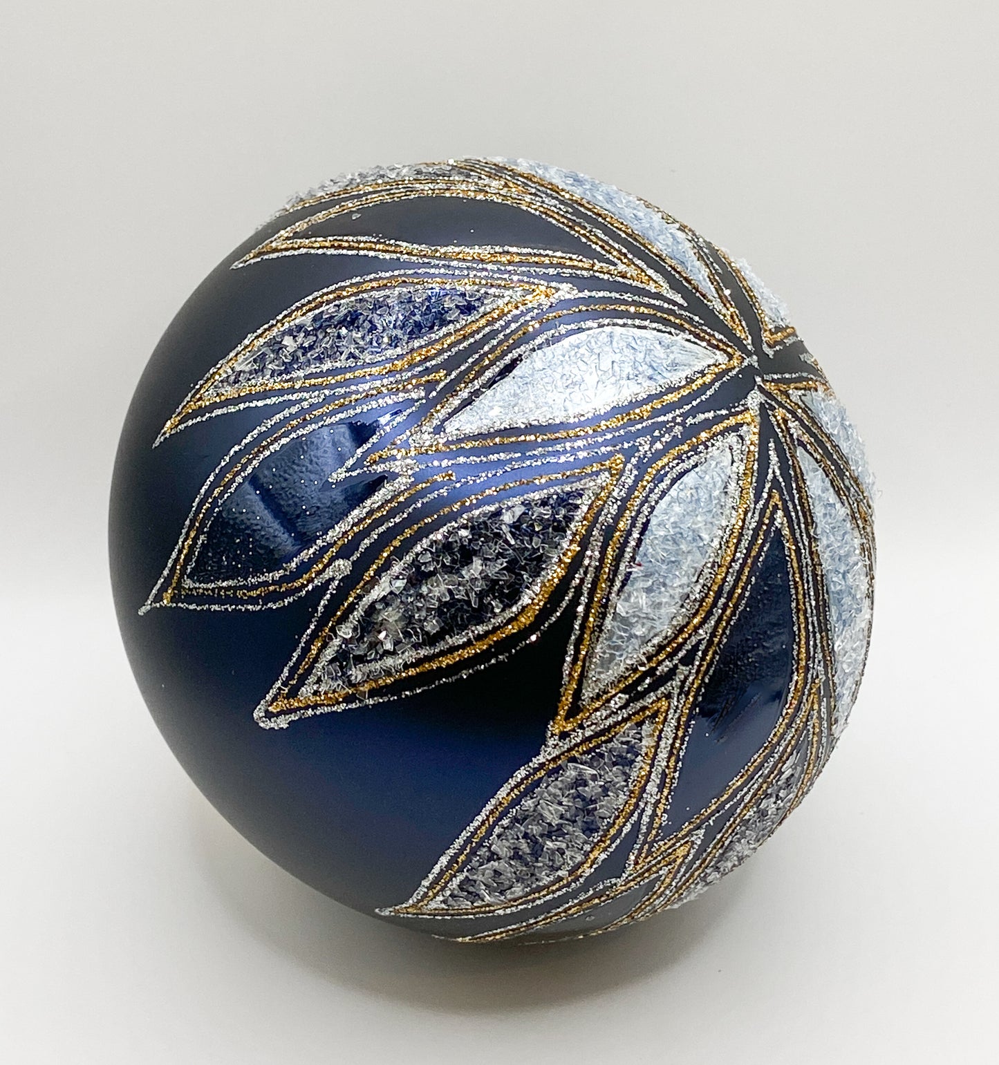 Baumschmuck-Christbaumschmuck-kugel-dunkelblau-blaetter-weihnachts-deko-ch-Galerie-Luechinger3