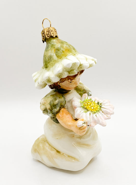 Baumschmuck-Christbaumschmuck-maedchen-margerite-er-liebt-mich-liebt-mich-nicht-atlasart-weihnachts-deko-ch-Galerie-Luechinger1