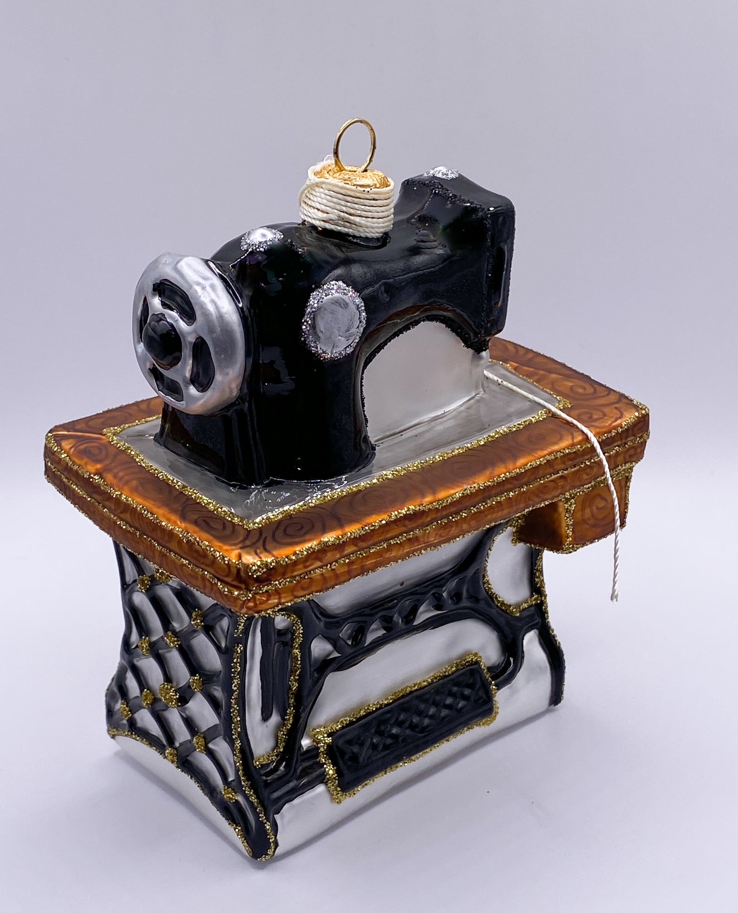 Baumschmuck-Christbaumschmuck-naehmaschine-tretten-nostalgie-weihnachts-deko-ch-Galerie-Luechinger9