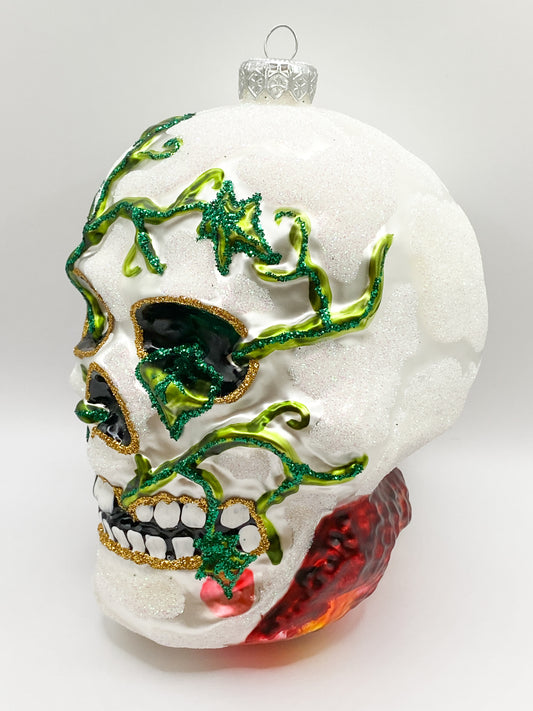 Baumschmuck-Christbaumschmuck-schaedel-totenkopf-efeu-ranken-weihnachts-deko-ch-Galerie-Luechinger1