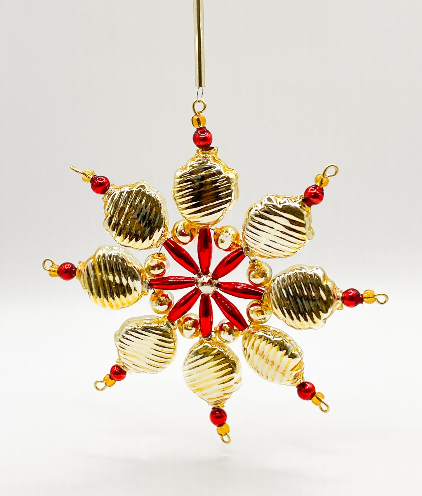 Baumschmuck-Christbaumschmuck-stern-gablonz-perlen-weihnachts-deko-ch-Galerie-Luechinger