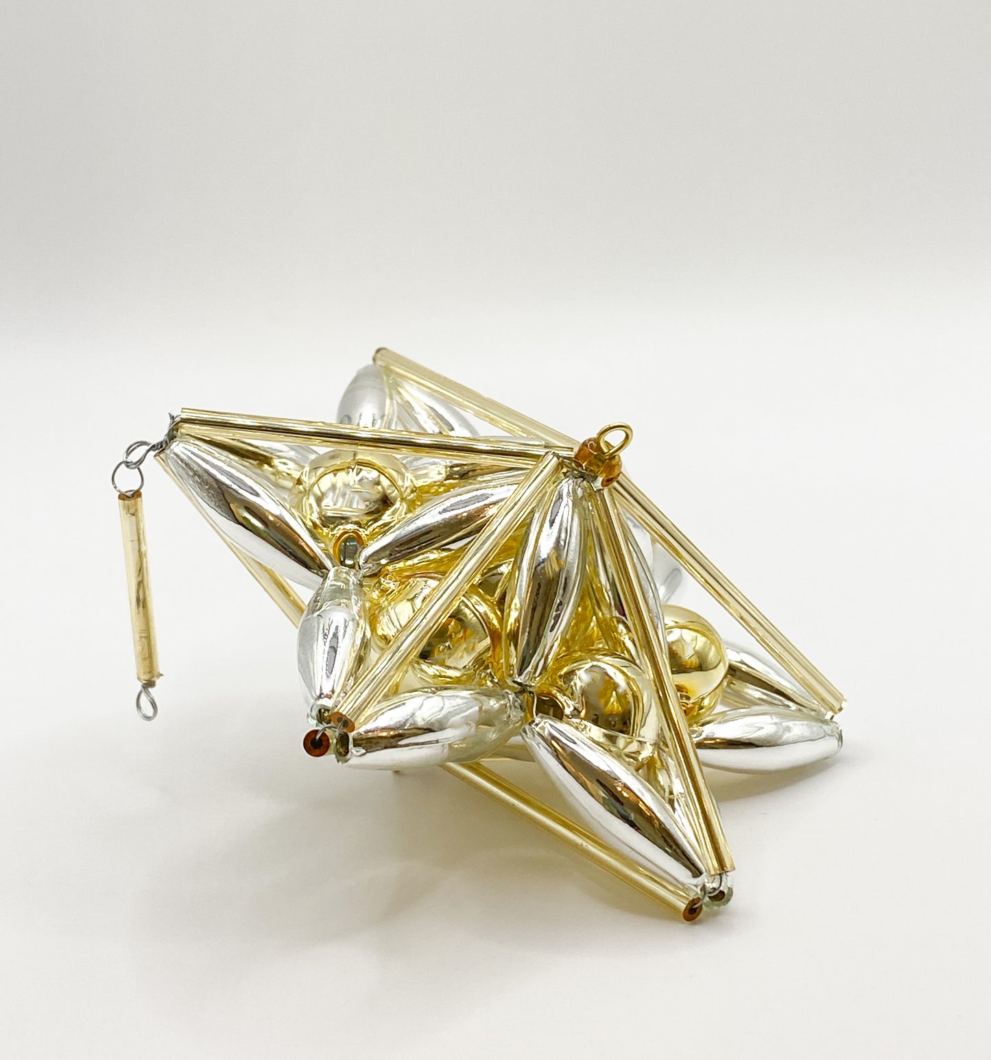 Baumschmuck-Christbaumschmuck-stern-gablonz-perlen-weihnachts-deko-ch-Galerie-Luechinger11