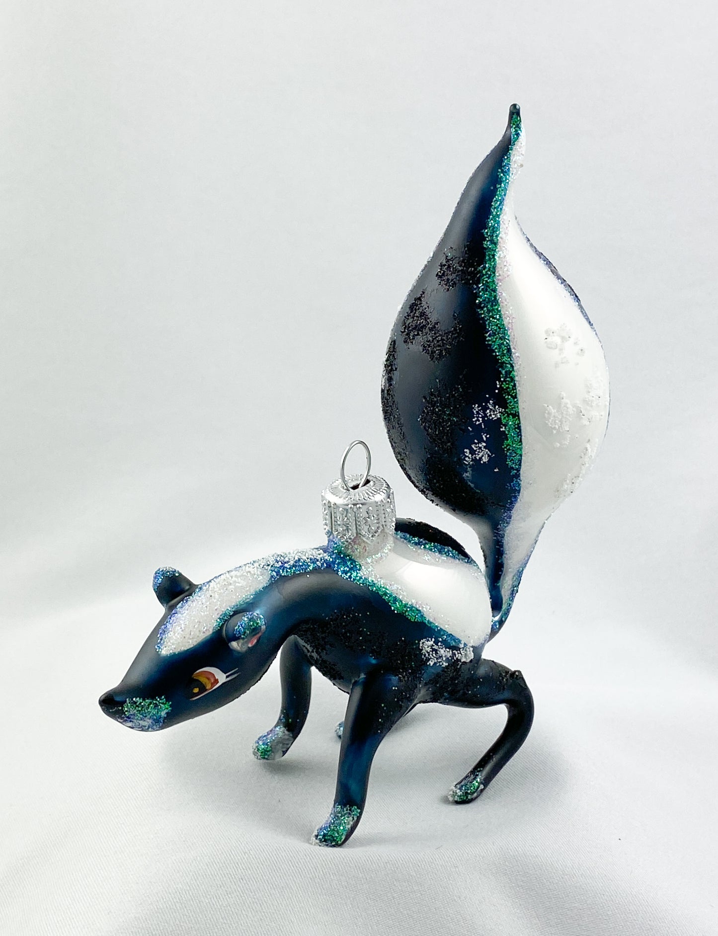 Baumschmuck-Christbaumschmuck-stinktier-skunks-amerika-weihnachts-deko-ch-Galerie-Luechinger1