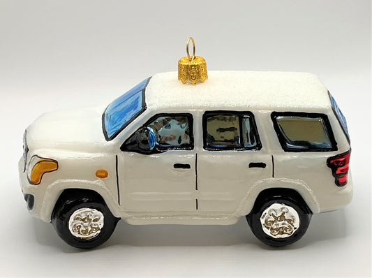 Baumschmuck-Christbaumschmuck-weisser-SUV-Allrad-Auto-weihnachts-deko-ch-Galerie-Luechinger-2