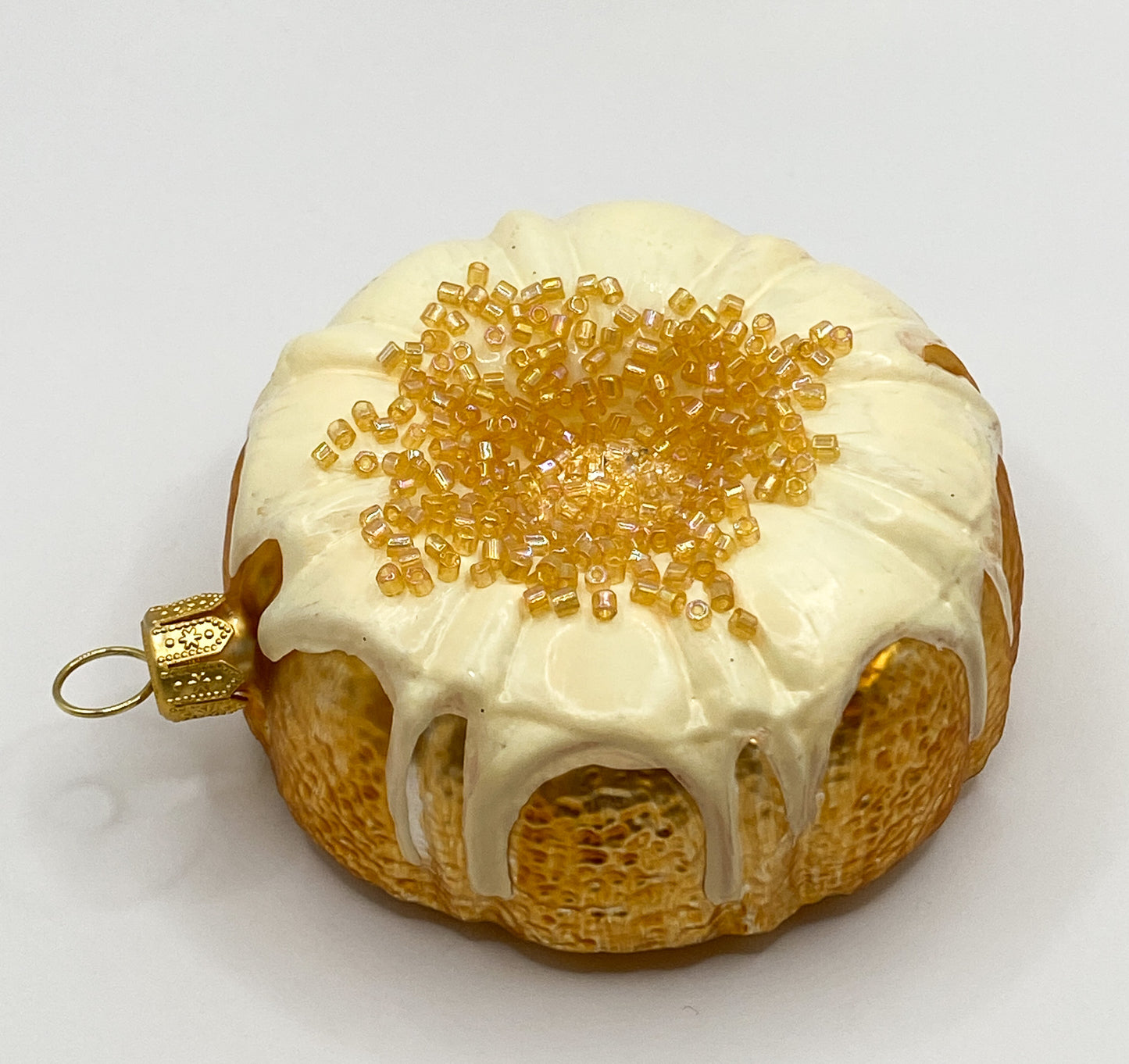 Guggelhopf with sprinkles