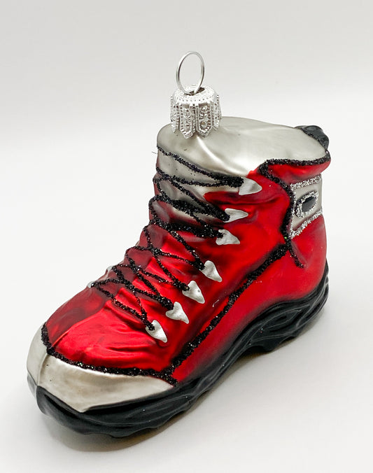 Roter Wanderschuh