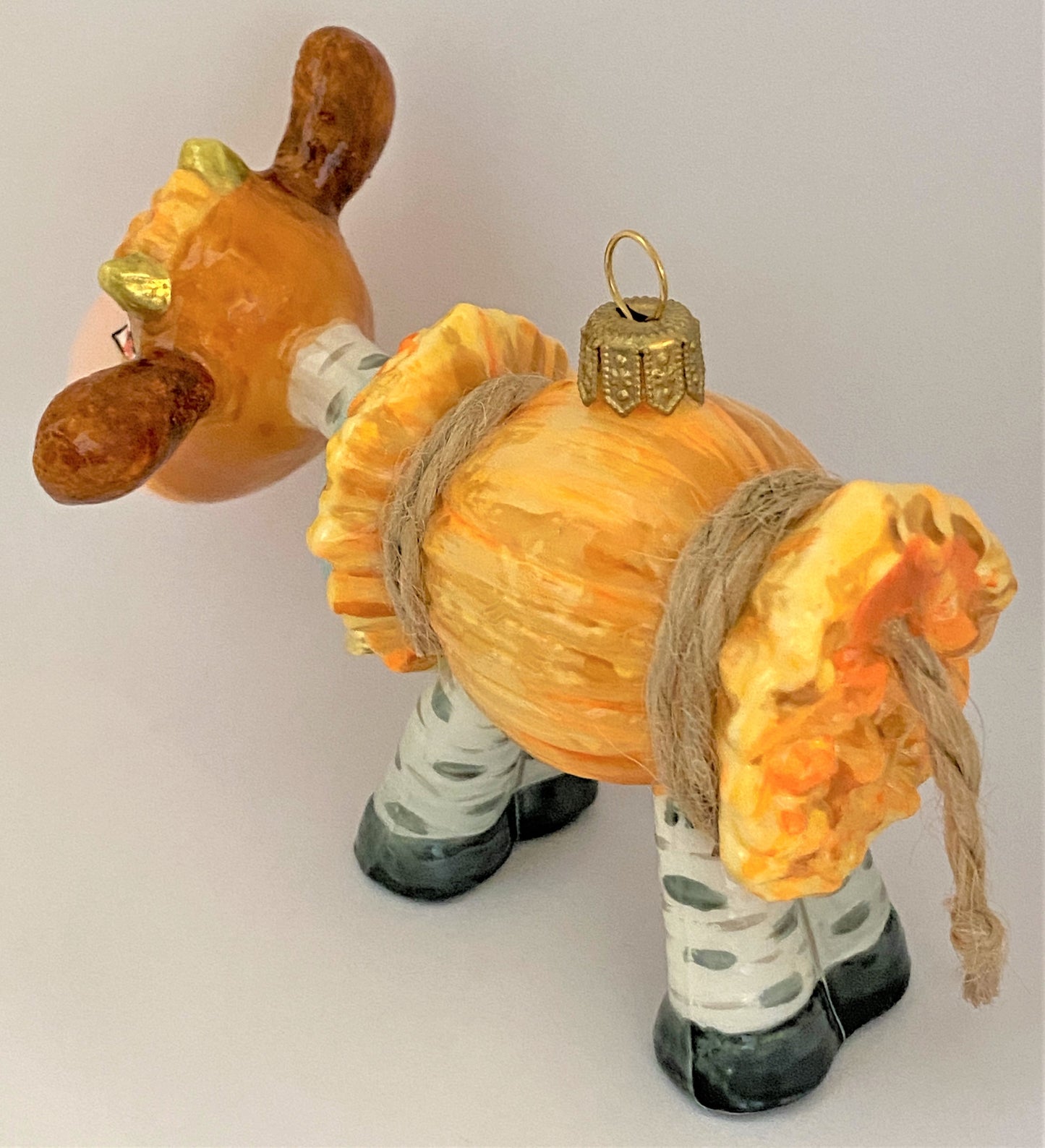 Weihnachtsschmuck-Christbaumschmuck-AtlasArt-Stier-Stroh-Holz-weihnachts-deko-ch-Galerie-LuechingerIMG_0003