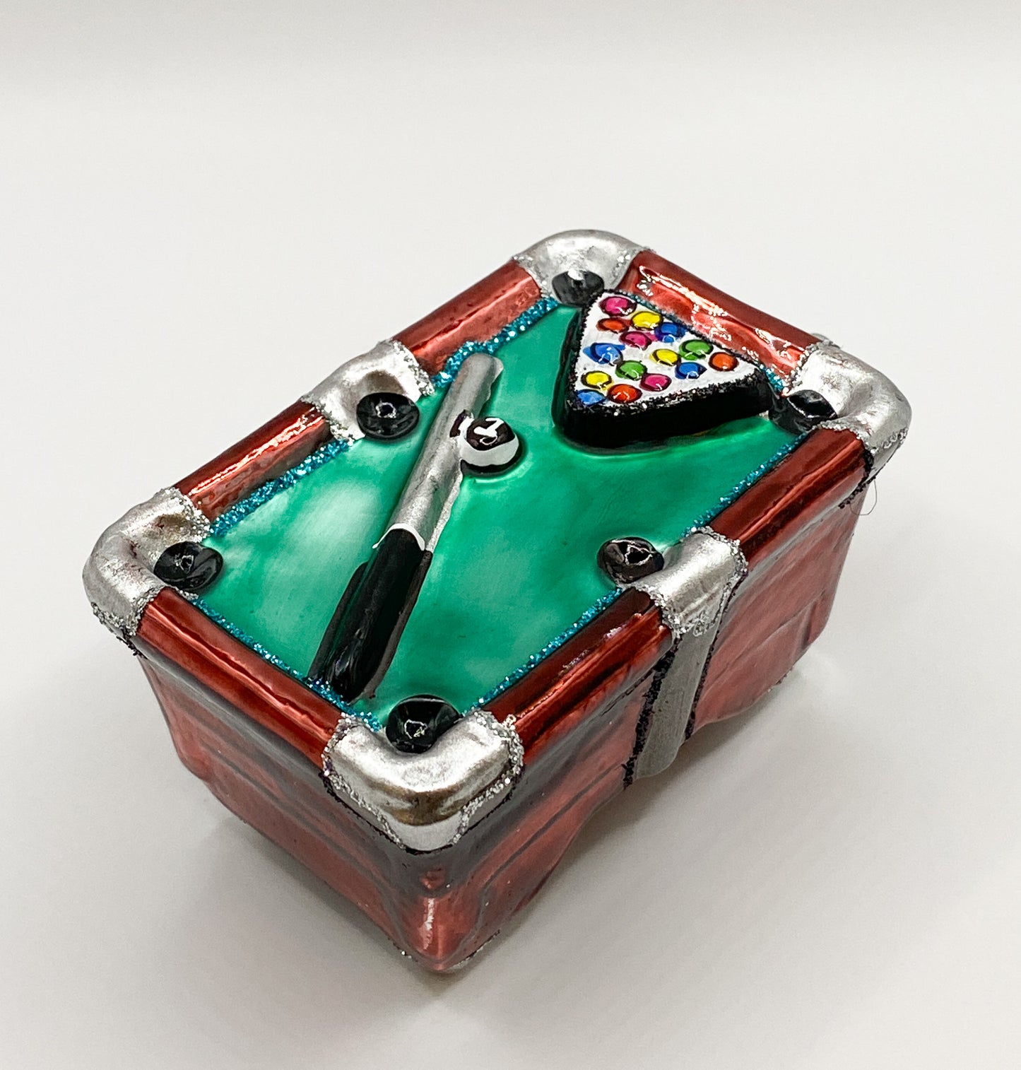 Pool table