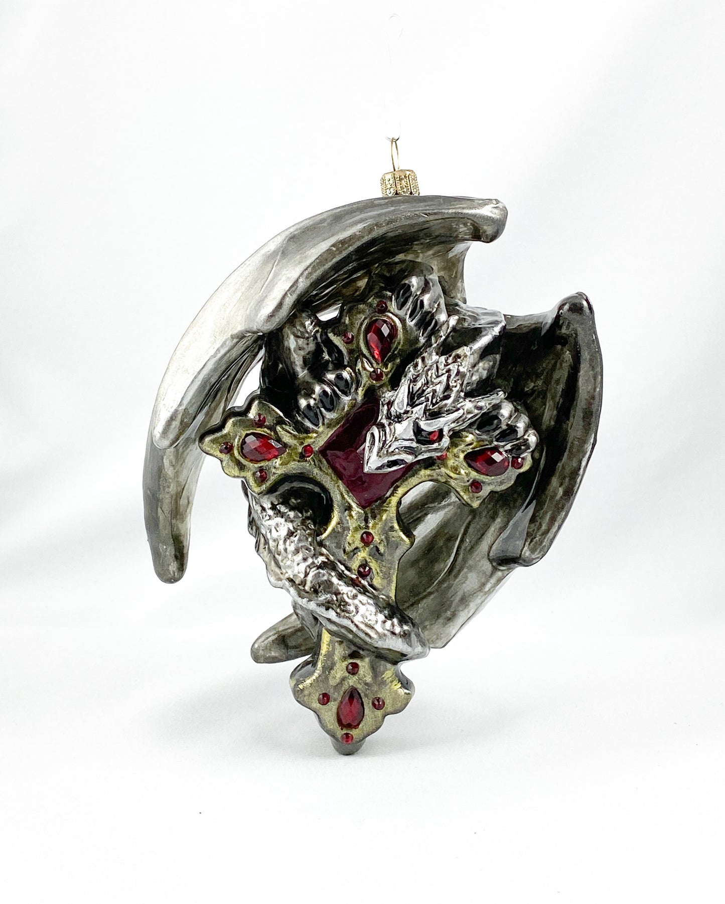 Feuriger Drachen umschlingt das Kreuz, AtlasArt