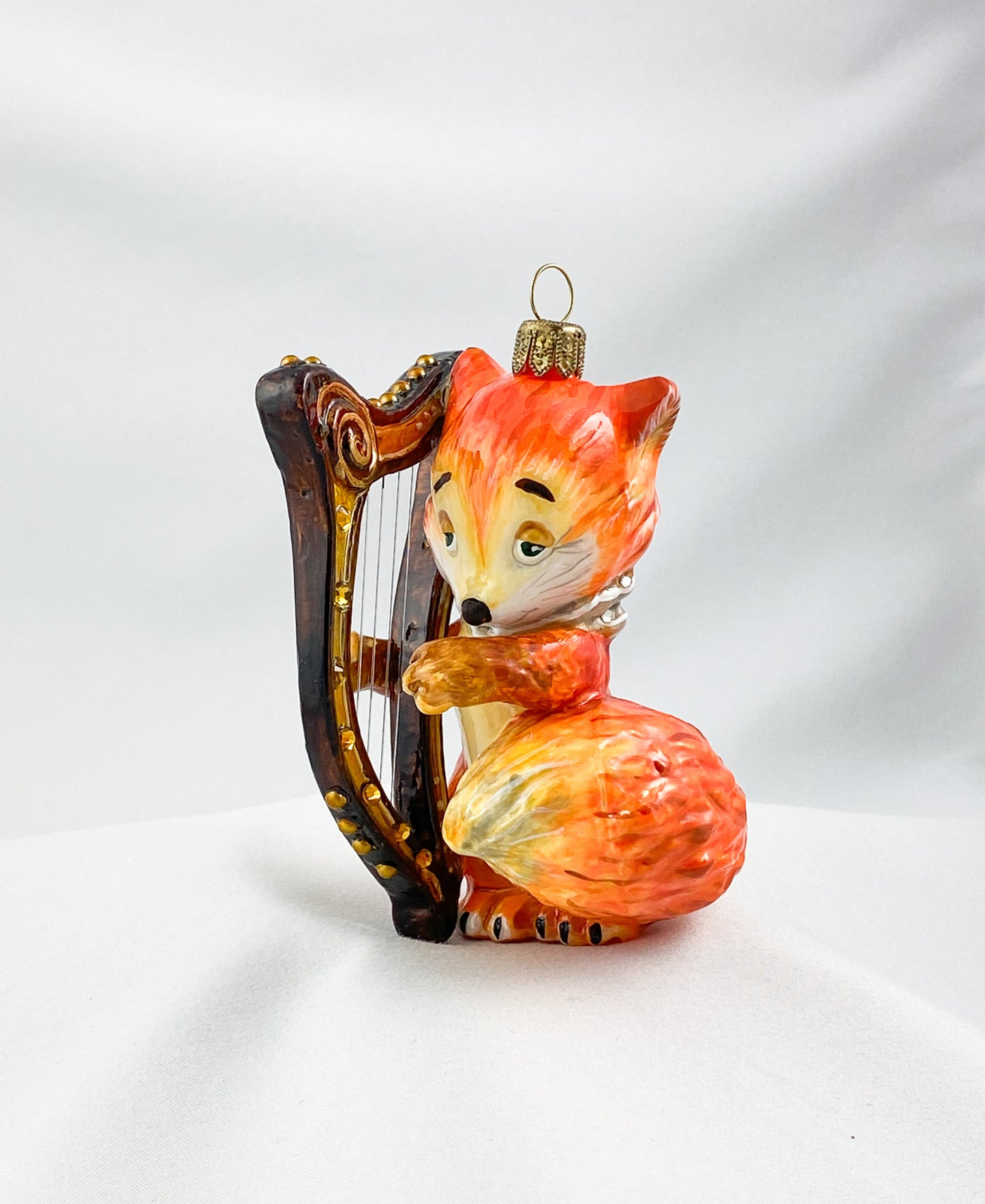 The little fox plays the harp, AtlasArt