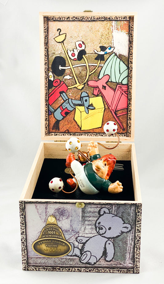 Karlsson vom Dach klettert am Kronleuchter, AtlasArt