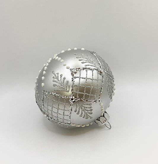 Kugel silber matt mit Gittermuster