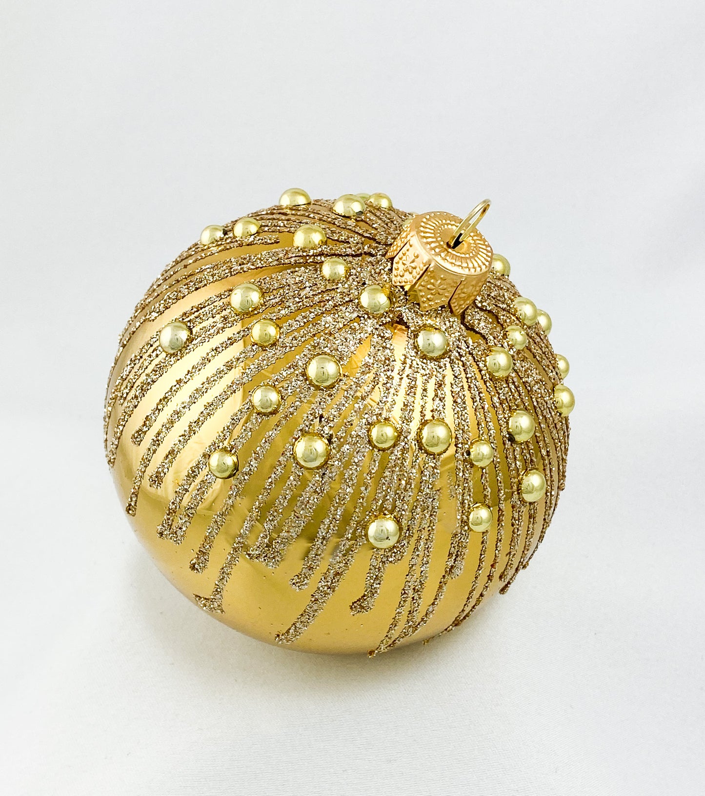 Kugel gold glänzend mit Schmucksteinen