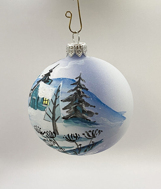 Kugel mit zwei Rehen in Winterlandschaft