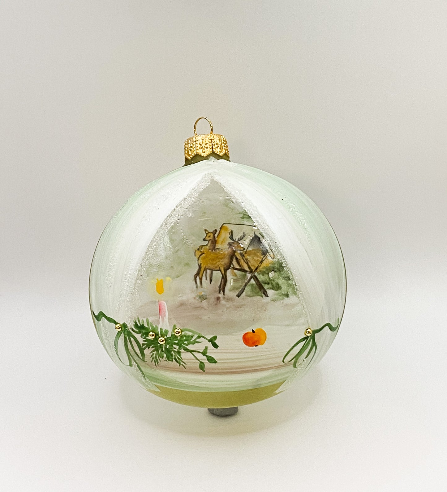 Ball with two deer at the manger