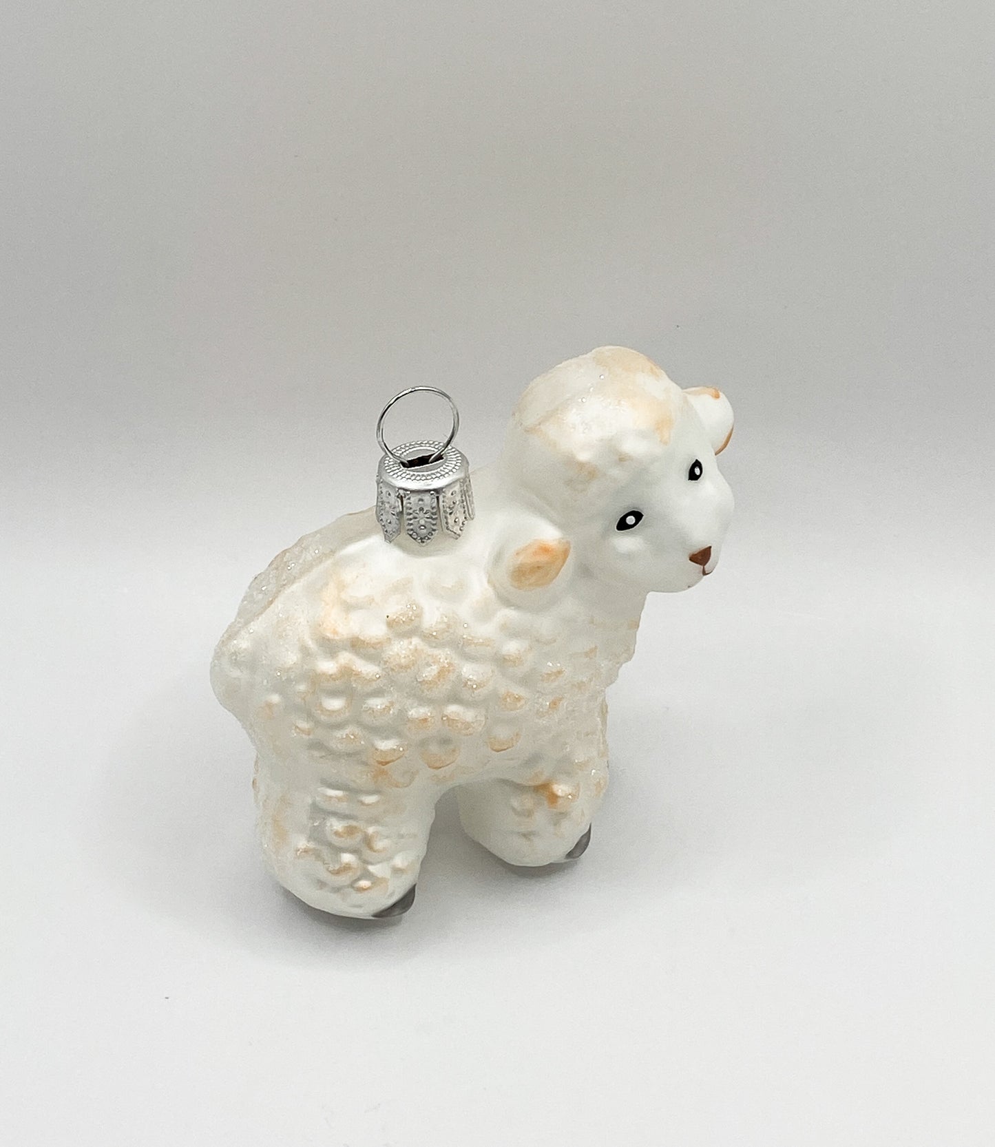 Kleines weisses Lamm