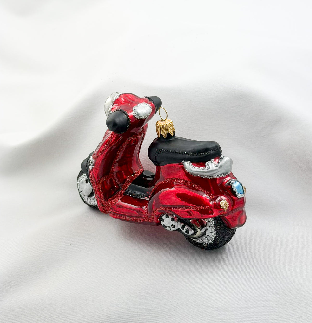 Roter Motor-Roller Vespa