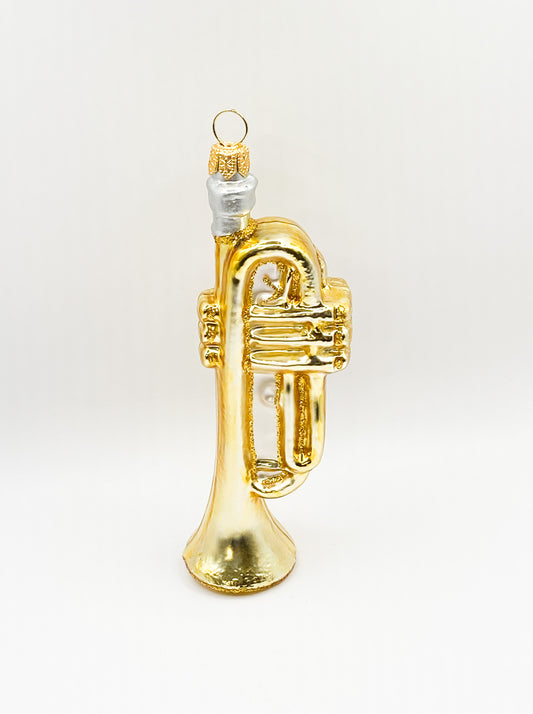 Goldene Trompete mit silbernem Mundstück