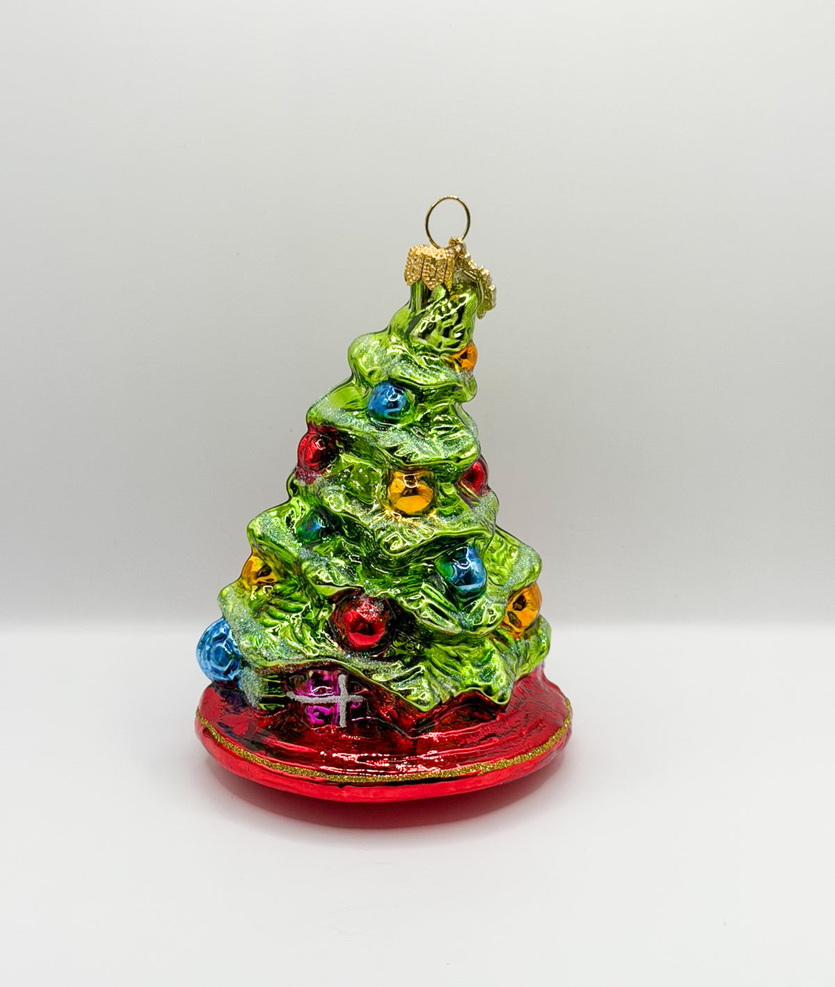 Kleiner Christbaum mit braunem Teddybär