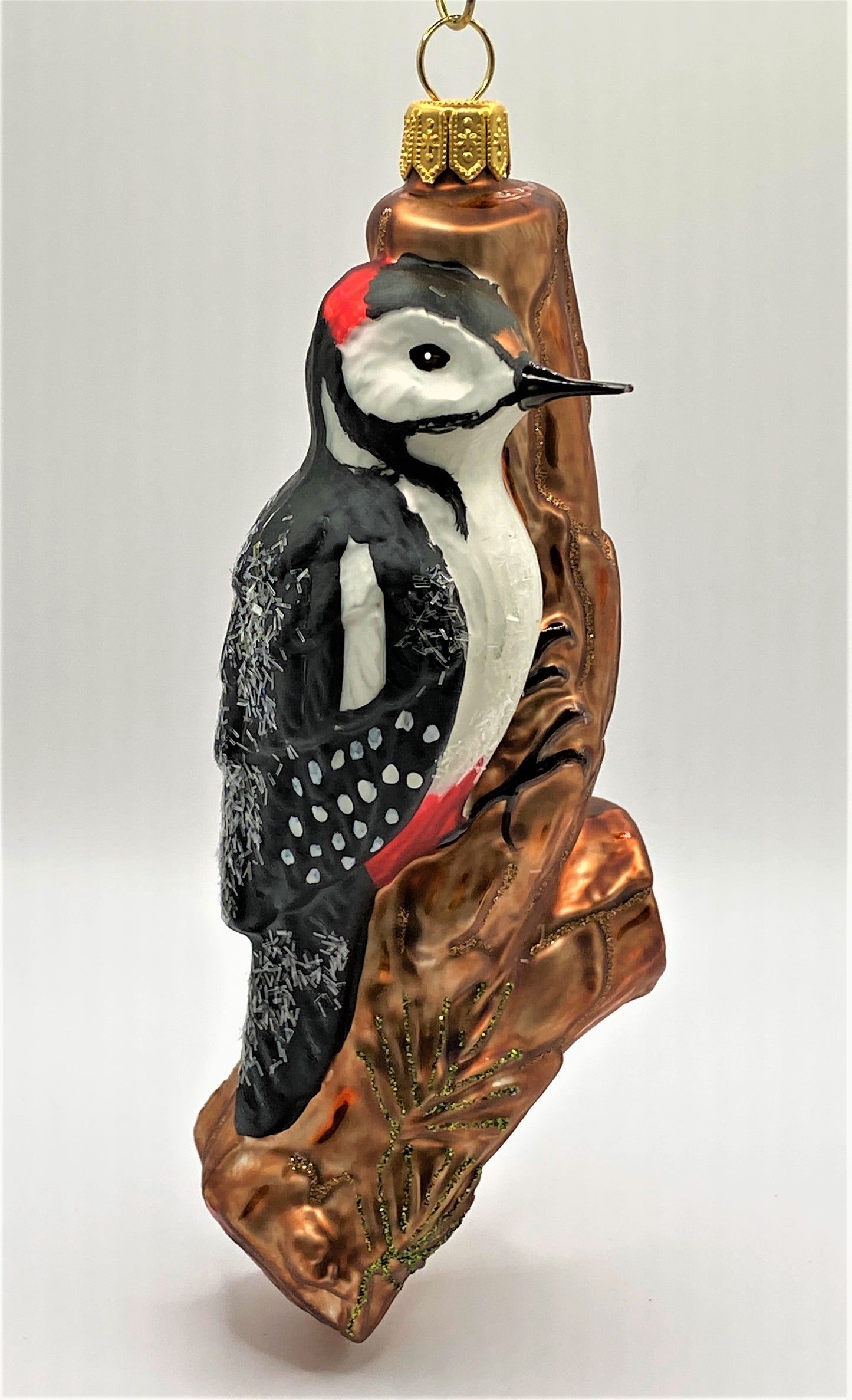 Baumschmuck-Christbaumschmuck-Buntspecht-Baumstamm-weihnachts-deko-ch-Galerie-Luechinger-1