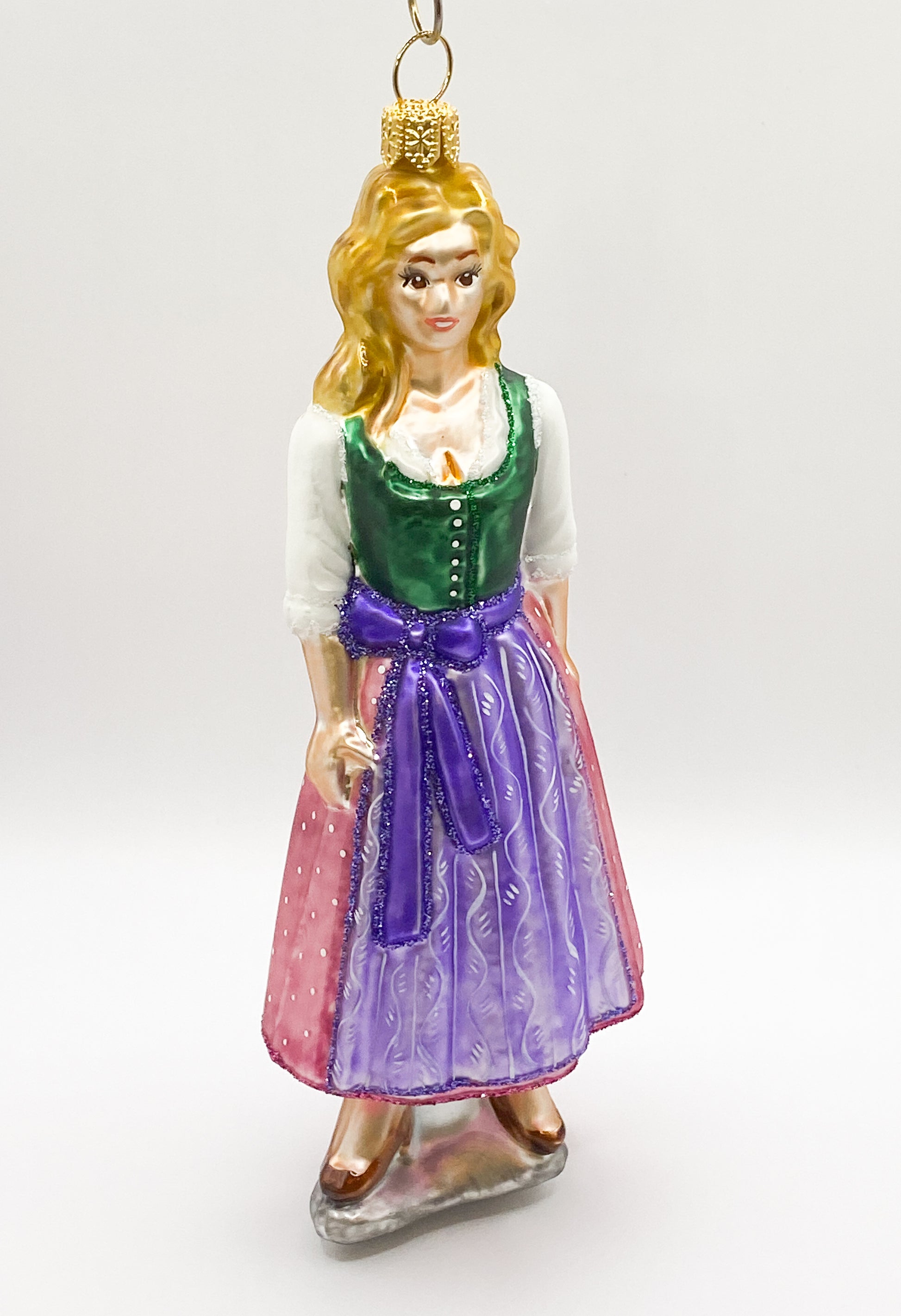 Baumschmuck-Christbaumschmuck-Dirndl-Ausseer-oesterreich-weihnachts-deko-ch-Galerie-Luechinger