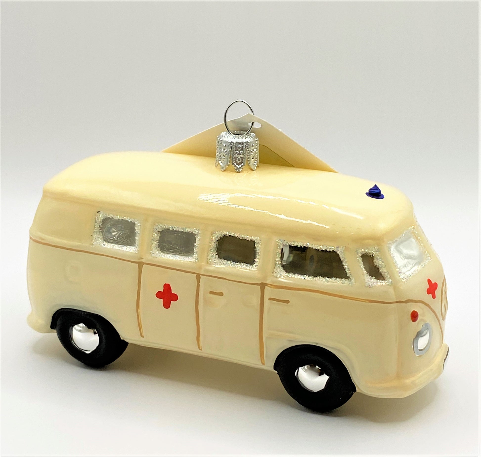 Baumschmuck-Christbaumschmuck-Krankenauto-VW-Bus-Nostalgie-weihnachts-deko-ch-Galerie-Luechinger-3