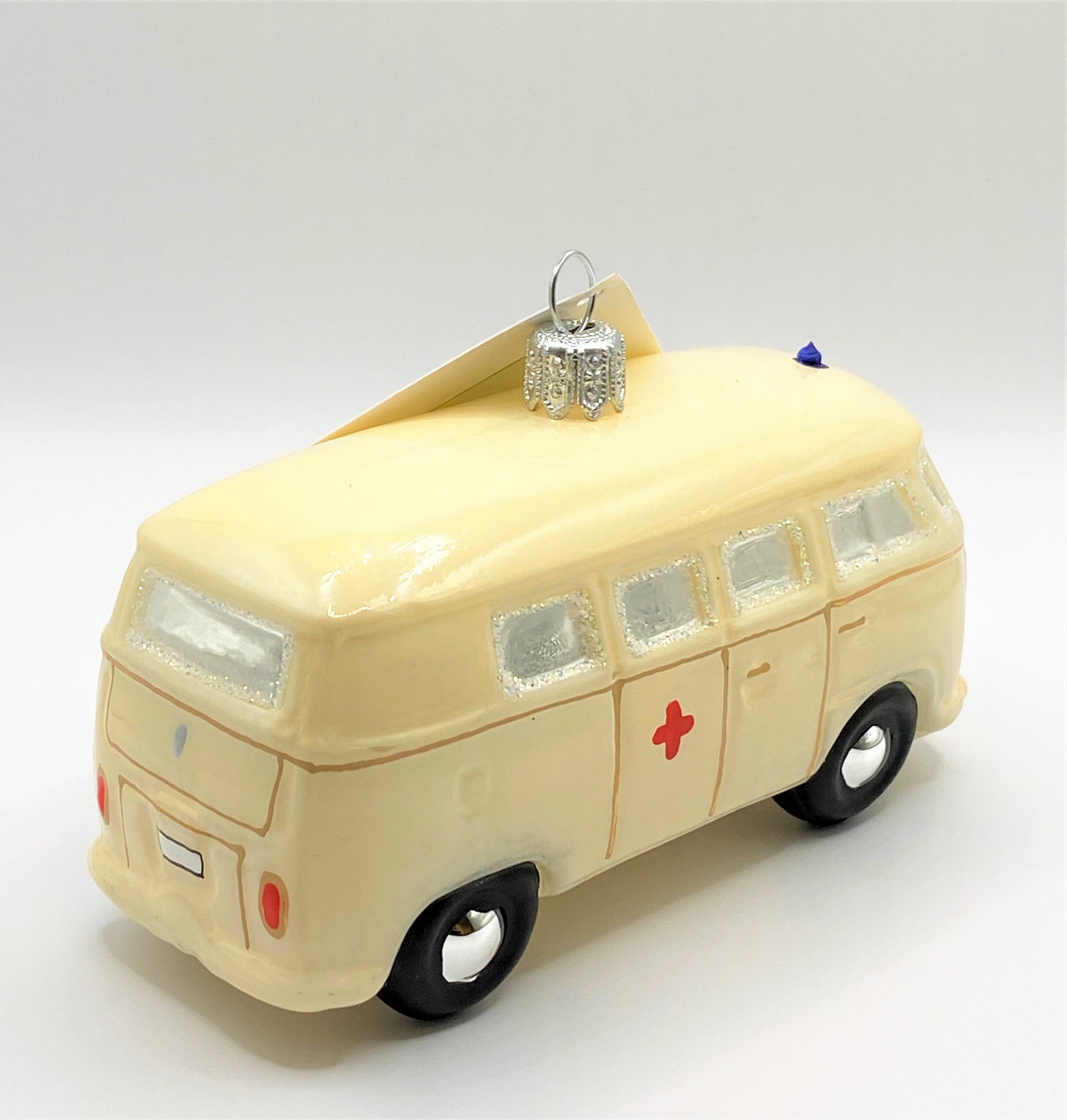 Baumschmuck-Christbaumschmuck-Krankenauto-VW-Bus-Nostalgie-weihnachts-deko-ch-Galerie-Luechinger-4