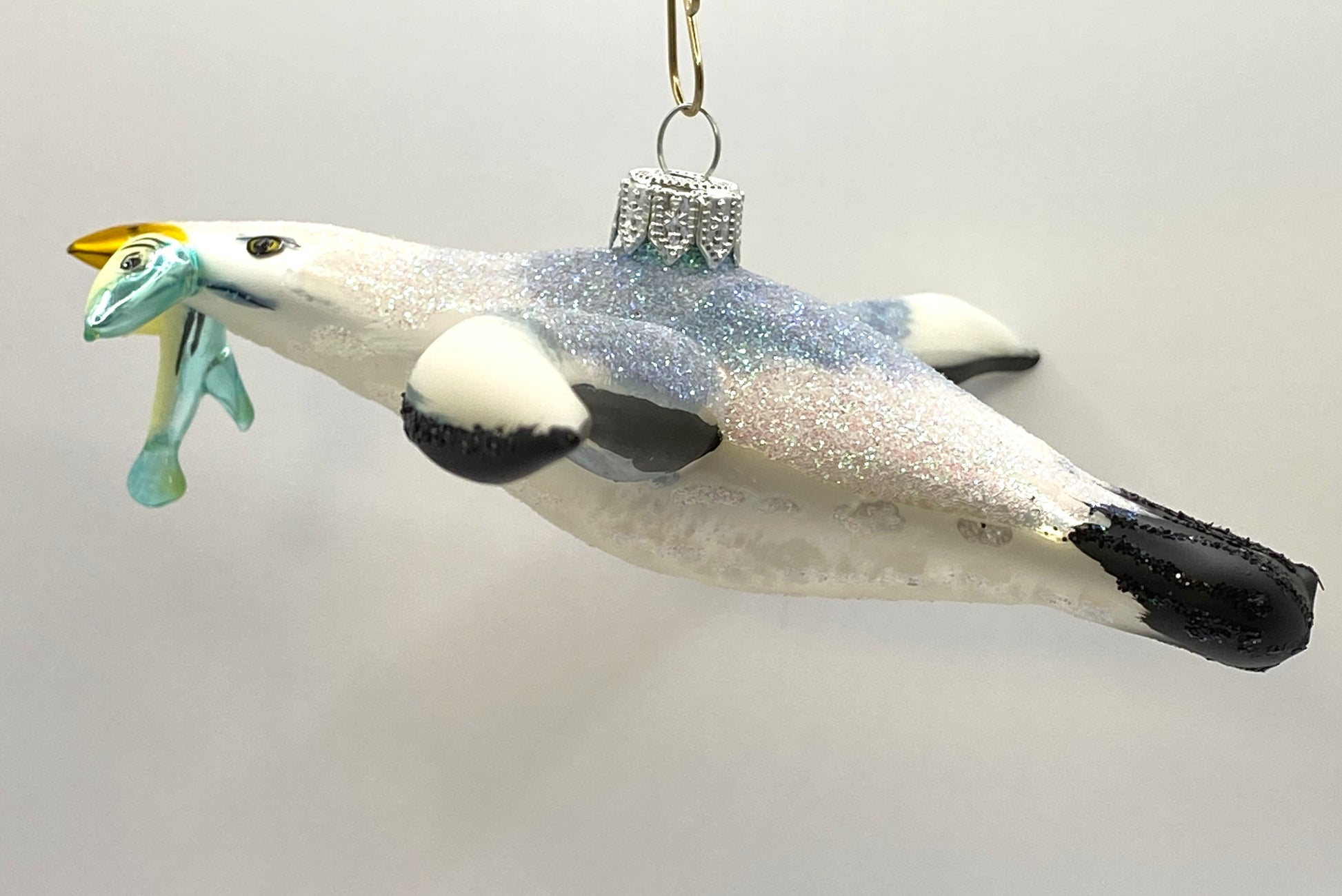 Baumschmuck-Christbaumschmuck-Moewe-Fisch-gefangen-weihnachts-deko-ch-Galerie-L-chinger-IMG_0003