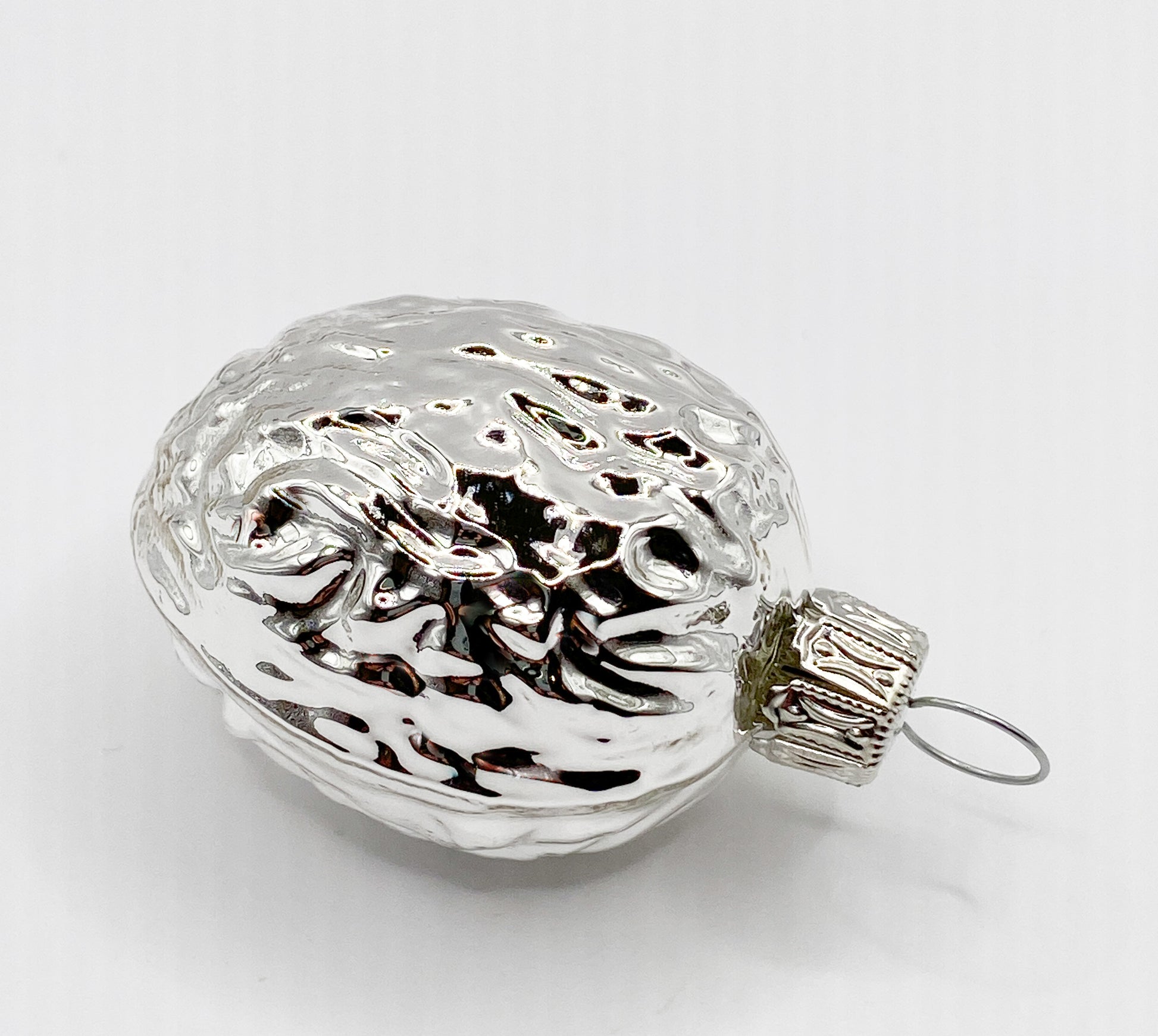 Baumschmuck-Christbaumschmuck-Nuss-baumnuss-walnuss-weihnachts-deko-ch-Galerie-Luechinger2