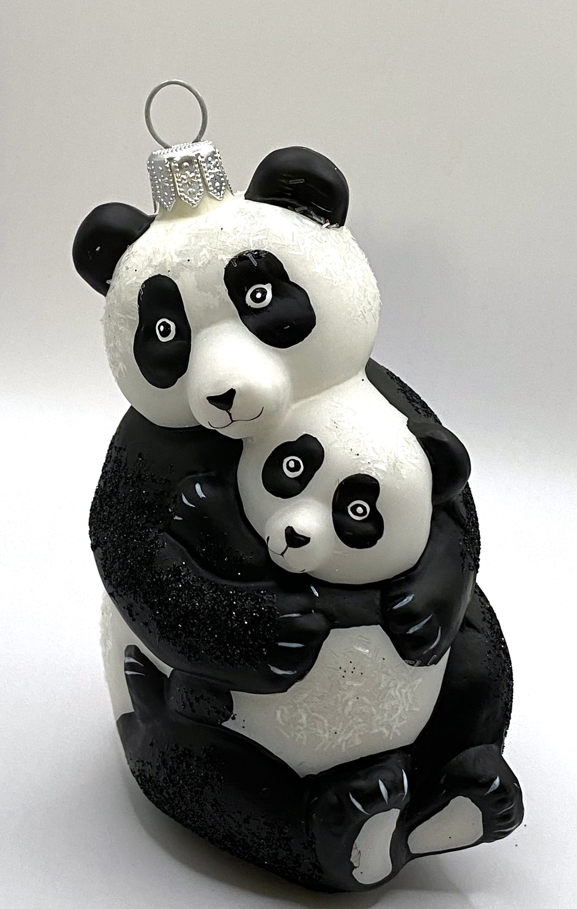 Baumschmuck-Christbaumschmuck-Pandabaer-Asien-bedrohte-Tierart-weihnachts-deko-ch-Galerie-Luechinger-1