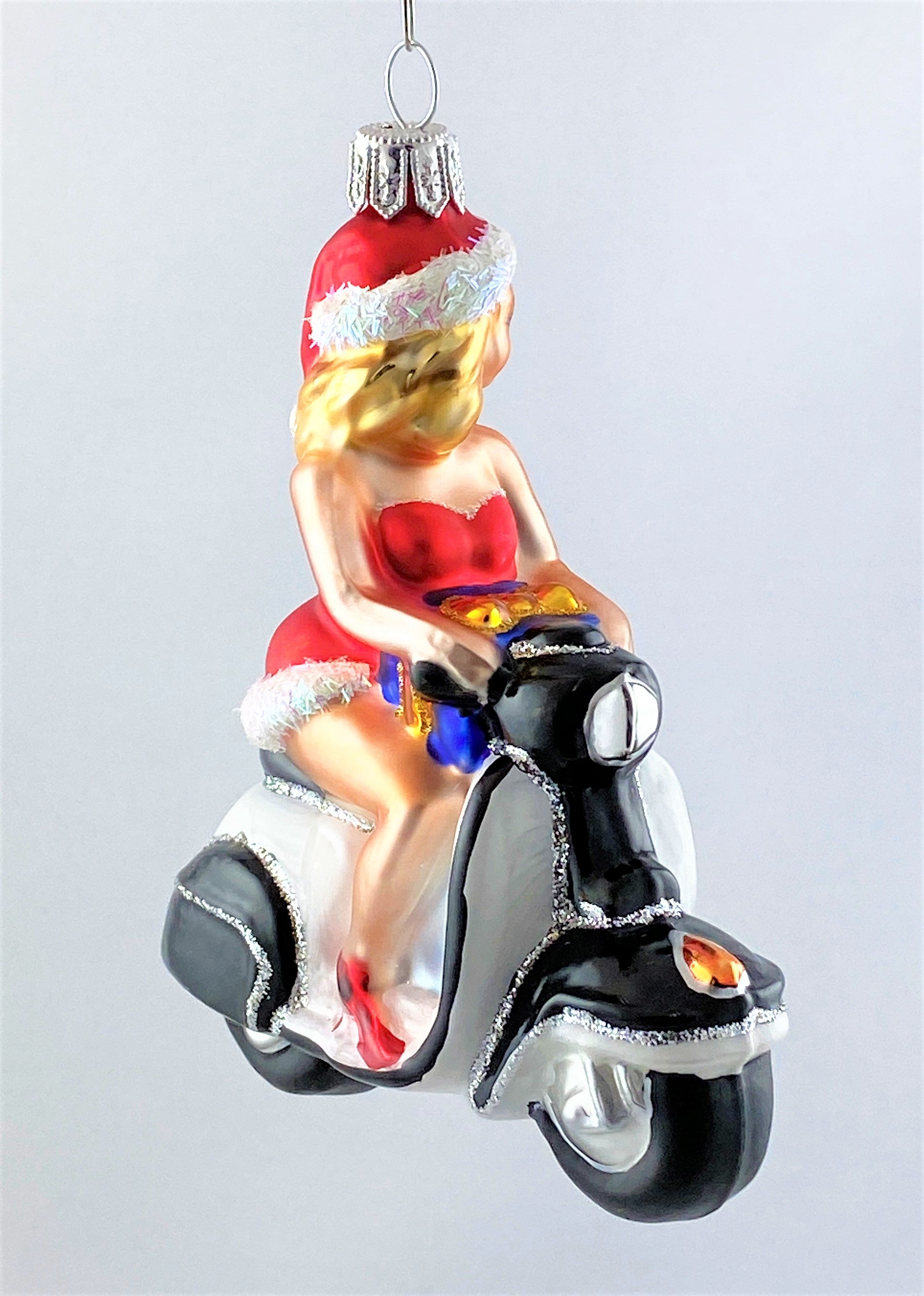 Baumschmuck-Christbaumschmuck-Santa-Girl-Motorroller-Vespa-weihnachts-deko-ch-Galerie-Luechinger-6