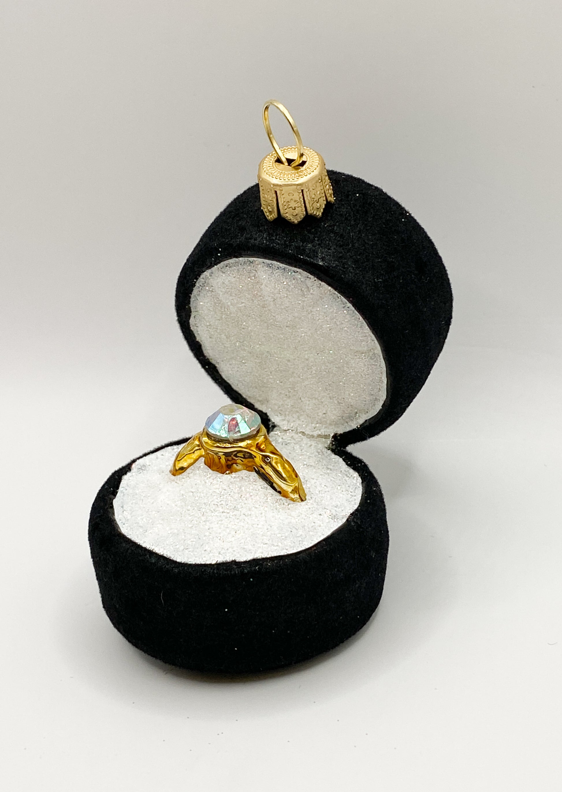 Baumschmuck-Christbaumschmuck-Schmuck-Kaestchen-Ring-weihnachts-deko-ch-Galerie-Luechinger1